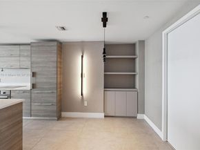 650 NE 32nd St 4203, Miami FL 33137