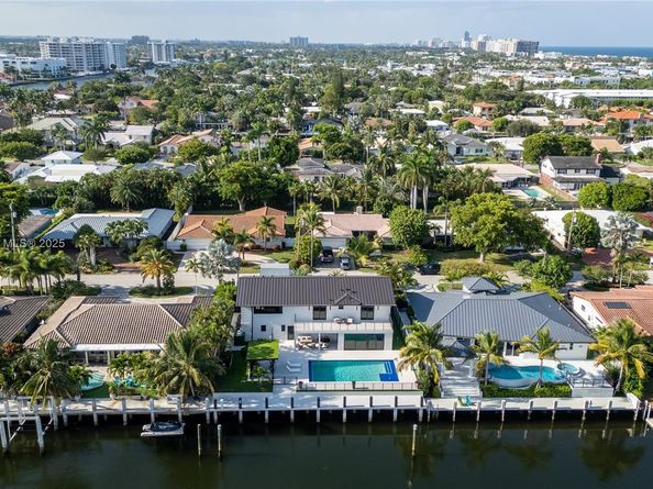 3224 NE 42nd Ct, Fort Lauderdale FL 33308