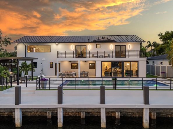 3224 NE 42nd Ct, Fort Lauderdale FL 33308