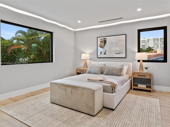 3224 NE 42nd Ct, Fort Lauderdale FL 33308