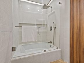 3224 NE 42nd Ct, Fort Lauderdale FL 33308