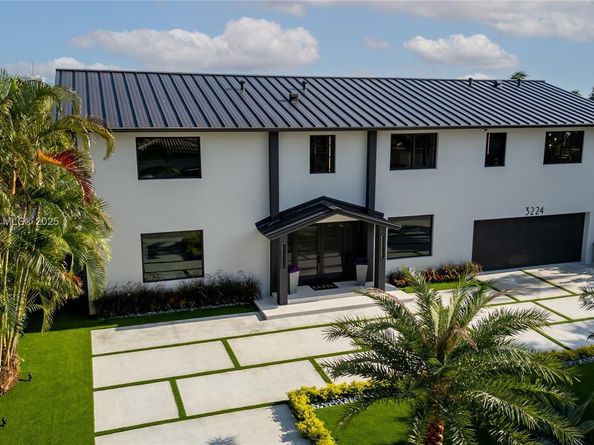 3224 NE 42nd Ct, Fort Lauderdale FL 33308