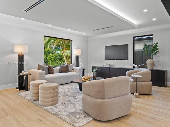 3224 NE 42nd Ct, Fort Lauderdale FL 33308
