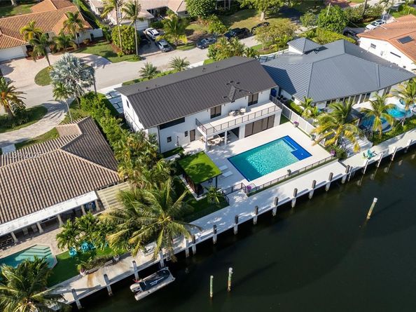 3224 NE 42nd Ct, Fort Lauderdale FL 33308
