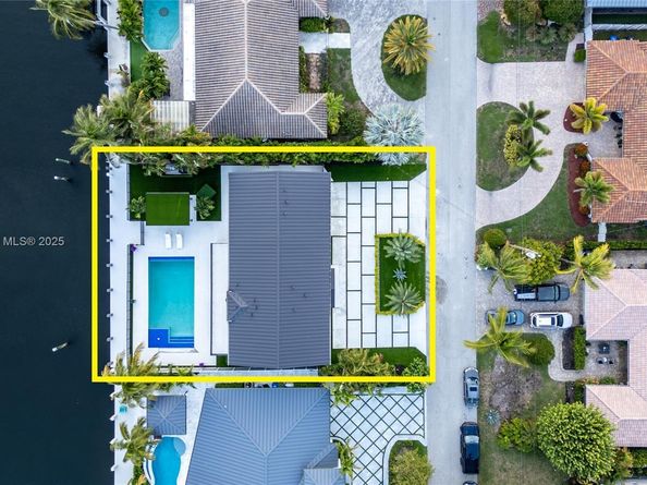 3224 NE 42nd Ct, Fort Lauderdale FL 33308