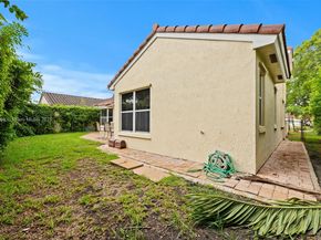 18845 NW 1st St, Pembroke Pines FL 33029