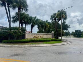 18845 NW 1st St, Pembroke Pines FL 33029
