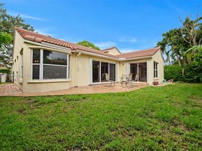18845 NW 1st St, Pembroke Pines FL 33029