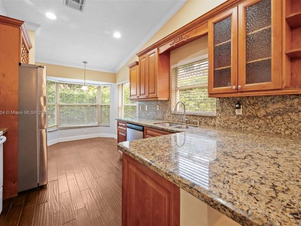 18845 NW 1st St, Pembroke Pines FL 33029