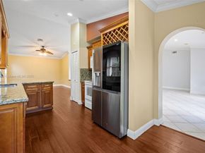 18845 NW 1st St, Pembroke Pines FL 33029