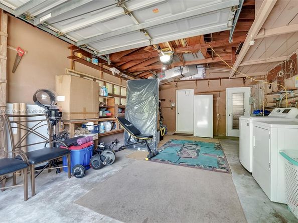 6650 SW 85th Ave, Miami FL 33143