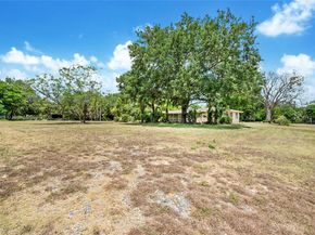 6650 SW 85th Ave, Miami FL 33143