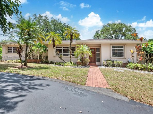 6650 SW 85th Ave, Miami FL 33143