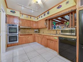 6650 SW 85th Ave, Miami FL 33143