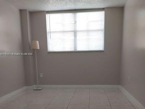 16465 NE 22nd Ave 114, North Miami Beach FL 33160
