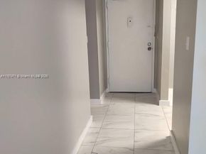 16465 NE 22nd Ave 114, North Miami Beach FL 33160