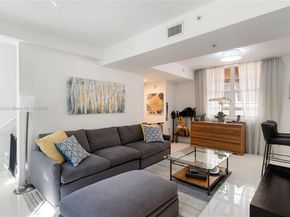 3232 SW 22nd Ter TH 115, Miami FL 33145