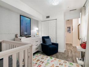 3232 SW 22nd Ter TH 115, Miami FL 33145