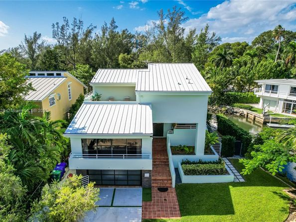 3520 Rockerman Rd, Miami FL 33133