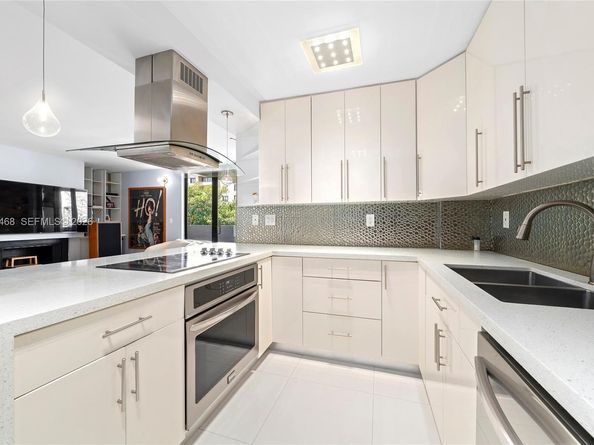 161 Crandon Blvd 419, Key Biscayne FL 33149