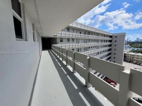 1401 NE Miami Gardens Dr 993, Miami FL 33179