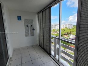 1401 NE Miami Gardens Dr 993, Miami FL 33179