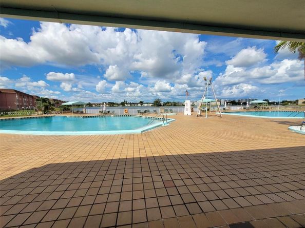 1401 NE Miami Gardens Dr 993, Miami FL 33179