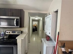 2071 NW 86th St, Miami FL 33147