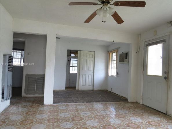 525 NW 16th St, Pompano Beach FL 33060