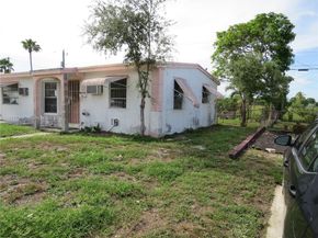 525 NW 16th St, Pompano Beach FL 33060
