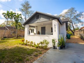 8012 NW 10th Ct, Miami FL 33150