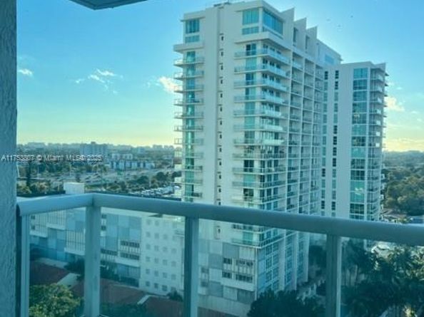 1861 NW S River Dr 1504, Miami FL 33125