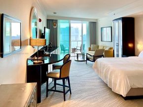 4391 Collins Ave 918, Miami Beach FL 33140
