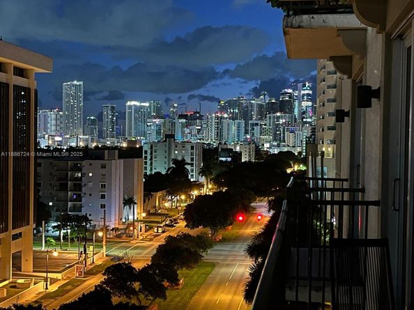 2701 SW 3rd Ave 702, Miami FL 33129