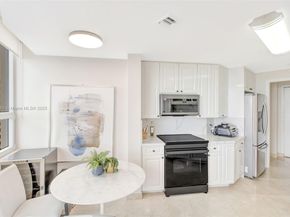 848 Brickell Key Dr 2605, Miami FL 33131