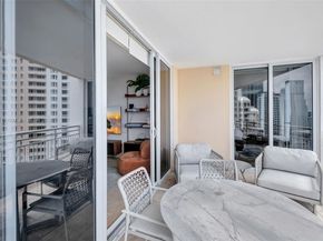 848 Brickell Key Dr 2605, Miami FL 33131