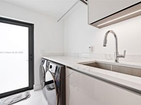 1792 Cleveland Rd, Miami Beach FL 33141