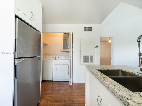 3961 NW 87th Ave 3961, Sunrise FL 33351
