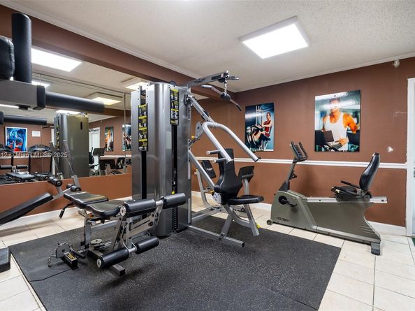 3961 NW 87th Ave 3961, Sunrise FL 33351