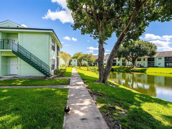 3961 NW 87th Ave 3961, Sunrise FL 33351
