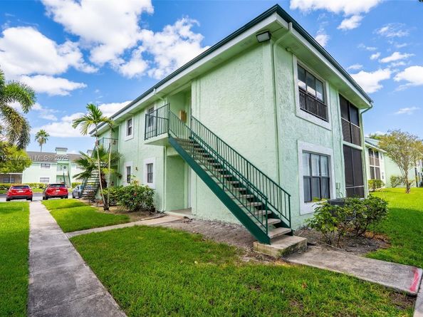 3961 NW 87th Ave 3961, Sunrise FL 33351