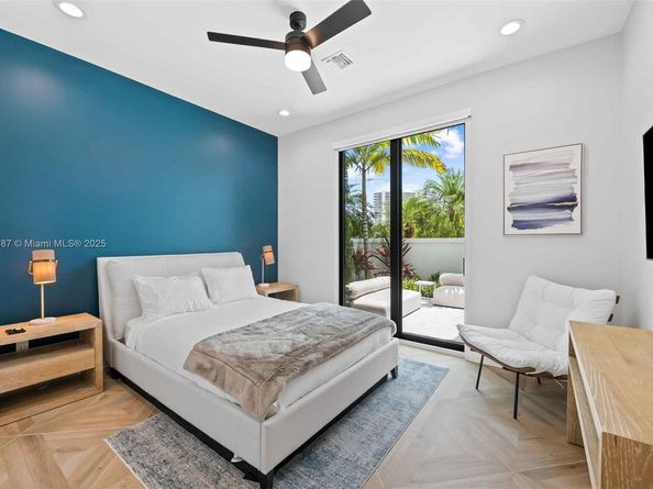 3400 NE 25th St, Fort Lauderdale FL 33305