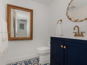 300 SW 134th Way 212E, Pembroke Pines FL 33027