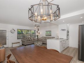 300 SW 134th Way 212E, Pembroke Pines FL 33027