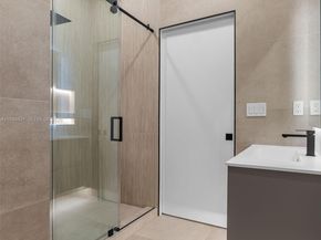 2823 SW 23rd Ter, Miami FL 33145