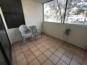 6800 Cypress Rd 207, Plantation FL 33317