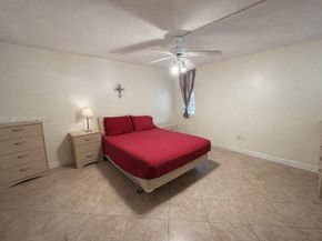 6800 Cypress Rd 207, Plantation FL 33317