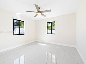 721 SW 5th Ct, Hallandale Beach FL 33009