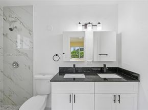 140 NE 161st St, Miami FL 33162