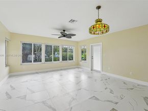 140 NE 161st St, Miami FL 33162